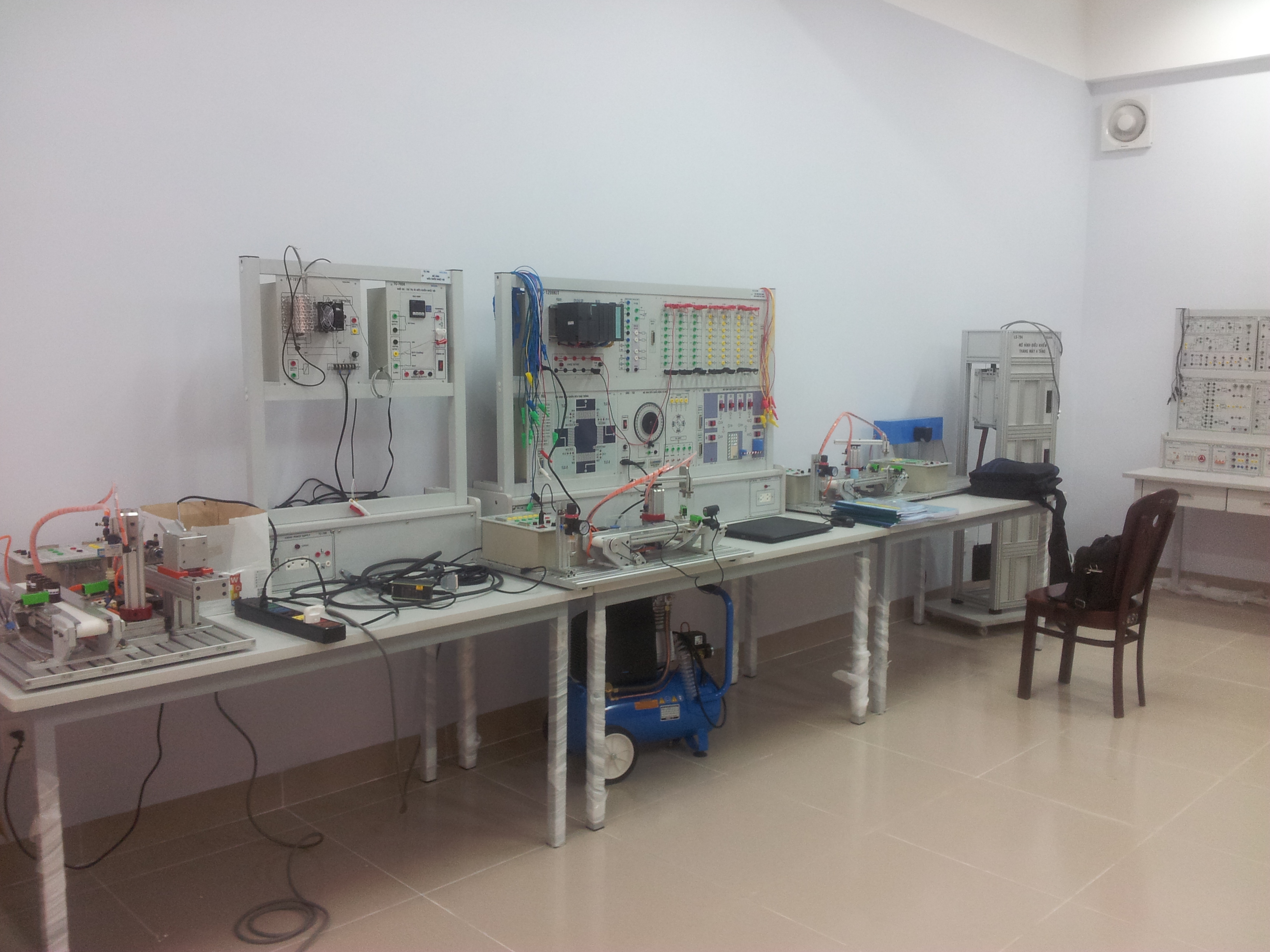 Basic Electronic Laboratory